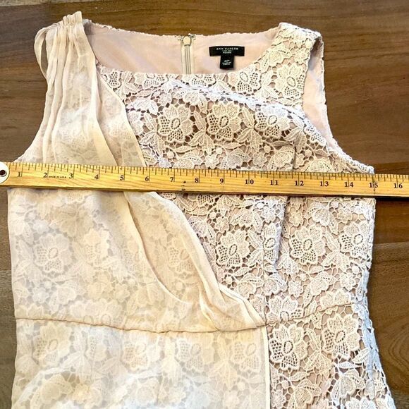 Ann Taylor lace dress with chiffon draping. Size 0 petite new without tags - Picture 5 of 8